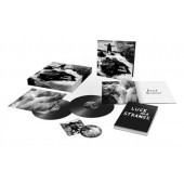 David Gilmour - Luck And Strange (Limited Deluxe Edition, 2024) /2LP+Blu-ray